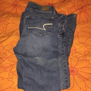 American Eagle Jeans 2 pair!